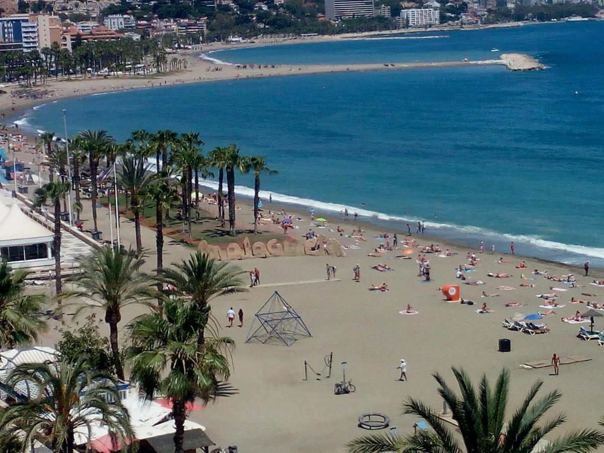Malagueta Playa Azul Mediterraneo Málaga Kültér fotó